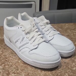 New Balance Men's Classic White Sneakers